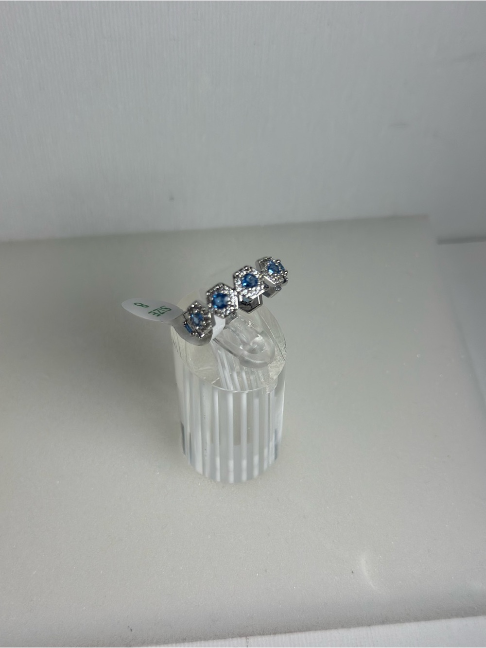 BP Ring size 8
